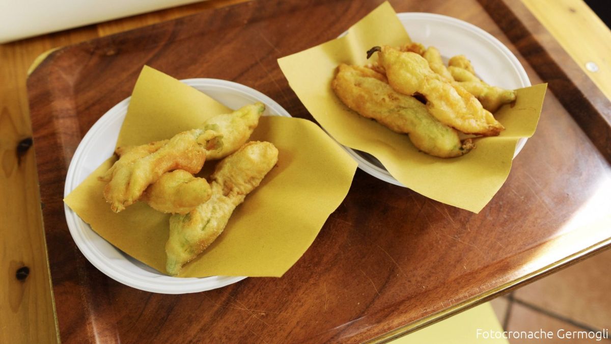 Fiore di zucca fritto, pizza, pesce, tartufo, tortelli: tante le sagre del weekend nel fiorentino