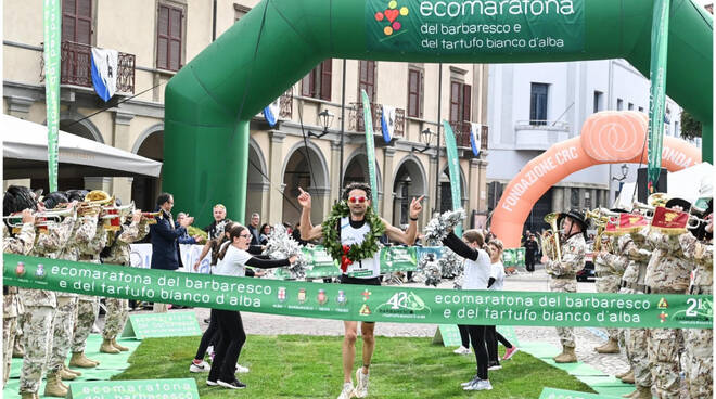 L’Ecomaratona del Barbaresco e del Tartufo Bianco si tinge di tricolore