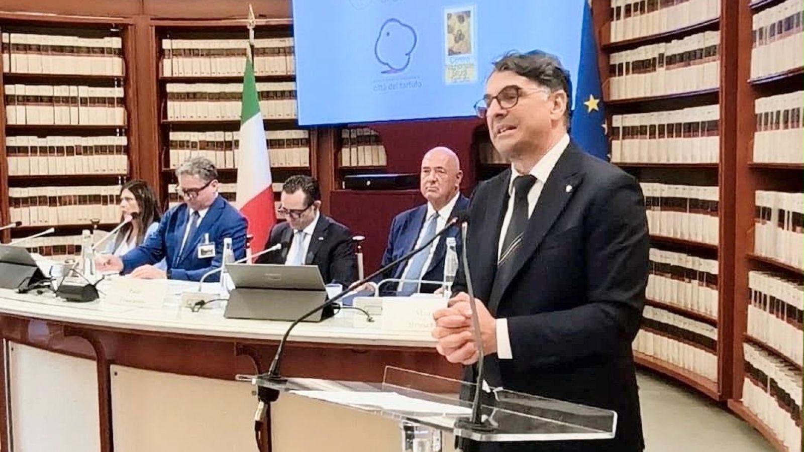 TARTUFO, CICALA: “LA BASILICATA PORTA IL PROPRIO MODELLO NELLA STRATEGIA NAZIONALE”