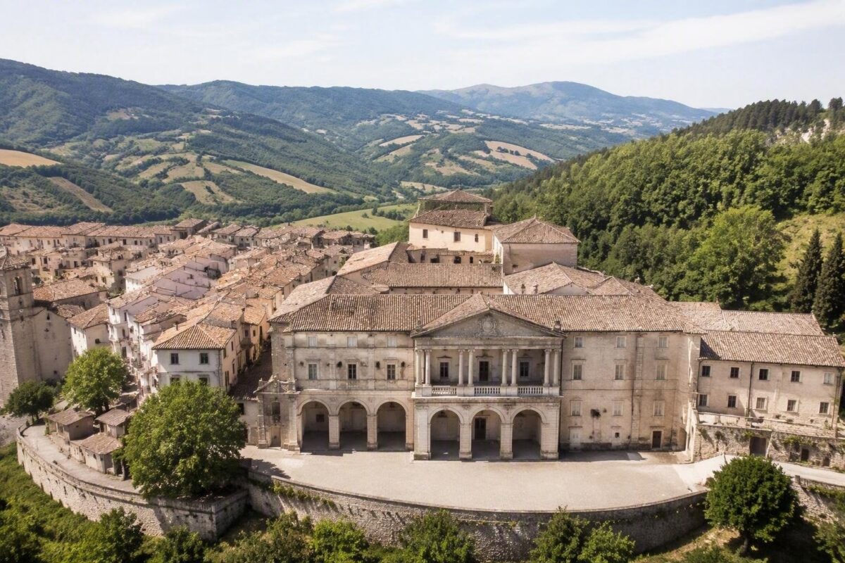Sant’Agata Feltria: tra rocche, tartufo e il Teatro Angelo Mariani UNESCO