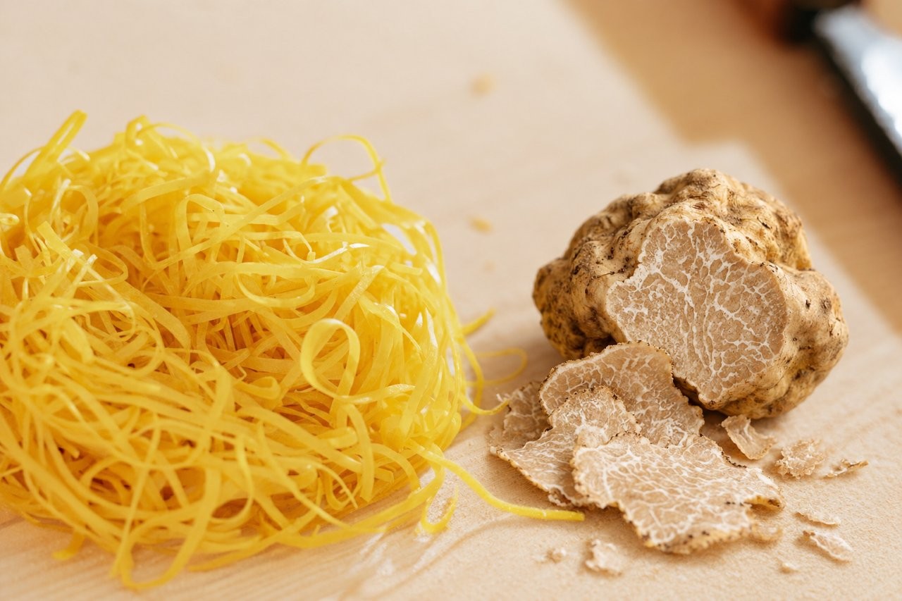 Tartufo bianco nelle Langhe: il menu d’autunno di Cucina Decanto