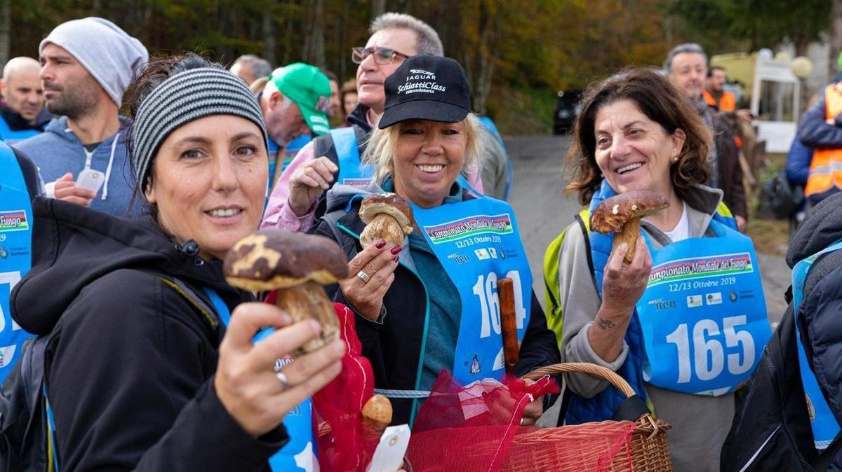Il bosco accende le luci. Due giorni a Filattiera tra funghi e tartufi . Una filiera tra gli obiettivi